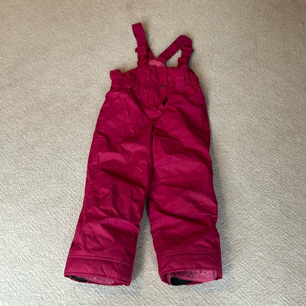 Bright pink snow pants from Garnet Hill size small E grow intact size 4-5